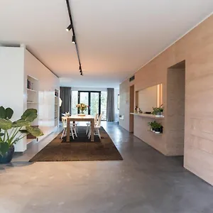  Appartement Centre Loft On The Historic Canal Nederland